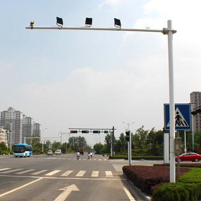 China Outdoor Square Metal Galvanized Cctv Steel Mast Security Control Street Lights Solar Pole Street for sale