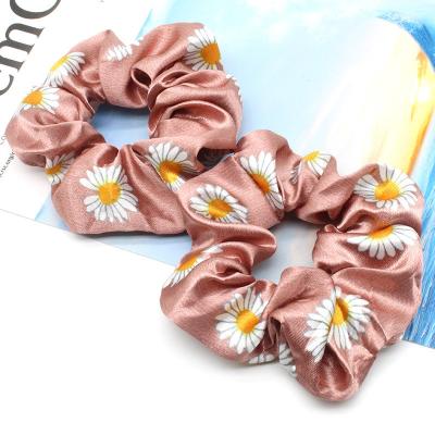 China 100% Silk Scrunchies Fashion Head Hair Bands Satin Hair Bands Luxury Wholesale Silk Hair Scrunchies Rubber Bands With OEKO-TEX100 for sale