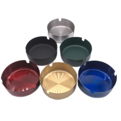 China Thickened Round Ashtray for Household and Office in Black Silver Red Gold Green or Blue for sale