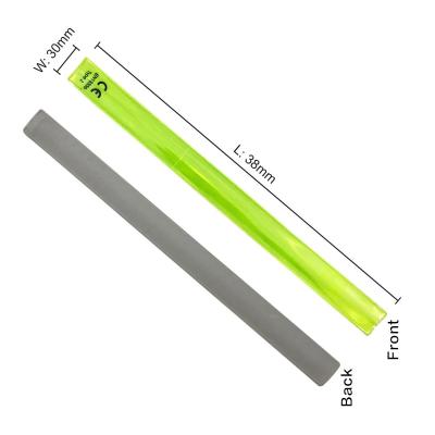 China Safety Items Bike Safety Reflective Slap Armband Leg Panties Bands Outdoor Clip Strap for sale