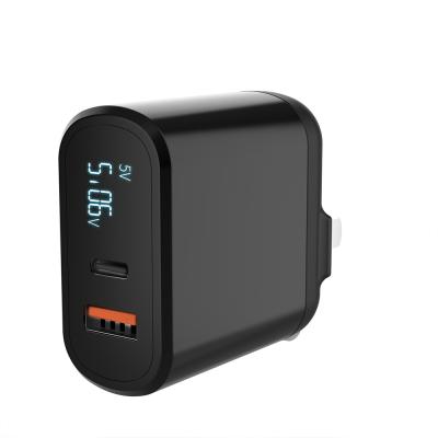 China With Digital Display Screen USB57s 18w Dual Port PD Charger QC 3.0 Type C Fast Wall Charger QC 3.0 Type C With Led Display For Phone for sale