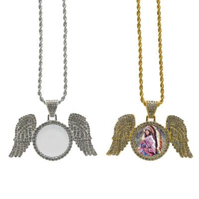 China Hiphop Sublimation Masks Silver Gold Plated Rope Chain Hip Hop Jewelry Necklaces Fish Wing Diamond Pendant Necklace for sale