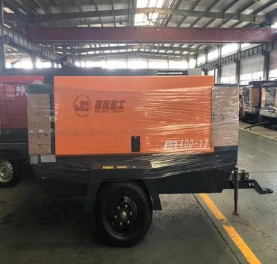 China Popular Lubricated In South Africa High Quality 400cfm 13 Bar Diesel Portable Diesel Air Compressor For Mining for sale