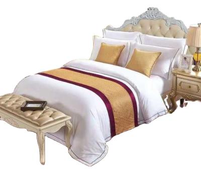 China Disposable Customized Luxury Designs Hotel Bed Runner Hotel Bed Throw for Hotel and Home Used for sale