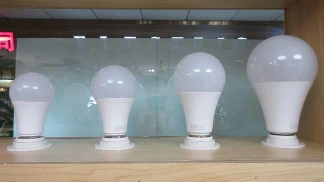 Verified China supplier - Yiwu Qian Yu Lighting Appliance Co., Ltd.