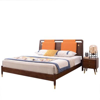 China Modern European Nordic Bedroom Furniture Oak Solid Wood King Size Bed Frame Queen Bed for sale