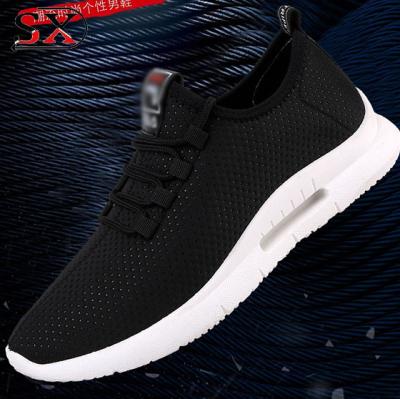 China Spring men's slip-on shoes fashion lace sports casual shoes fashion lightweight breathable couples running shoes for sale