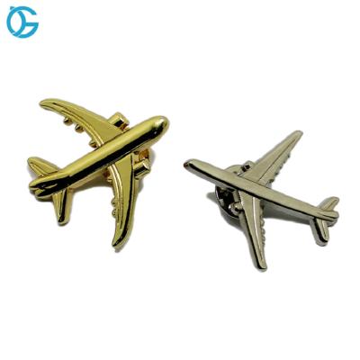 China China Wholesale 3D Mini Metal Model Airplane Enamel Custom Made Pin for sale