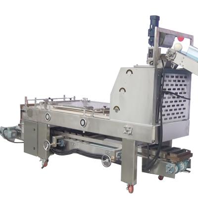 China Continuous Automatic Divider Softball Croissant Machine / Bread Making Machine For Burger Cake Toast à venda