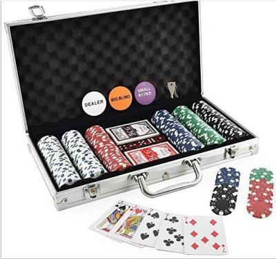 China Clay Customized Game and High End Poker Chipset for sale