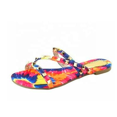 China Fashion Trend Ins Designer Tie Dye Slippers, Trendy Rivet Cross Ties Summer Mules, Unique Flat Slippers For Women And Ladies for sale