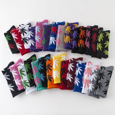 China QUICK DRY Wholesale Mens Crew Socks Custom Design 100%cotton Mens Weed Dress Ankle Football Socks for sale