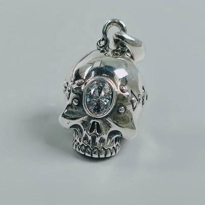 China Wholesale Sterling Silver Punk Skull Pendant Necklace Gemstone Head Necklace Skull Harnpan Pendant for sale