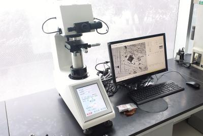 Cina Micro tester di durezza Vickers della torretta automatica/alta precisione unità di microdurezza in vendita