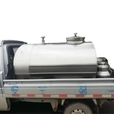 China Liquid food stainless steel transport milk vertical/horizontal transportation insulation tank for sale