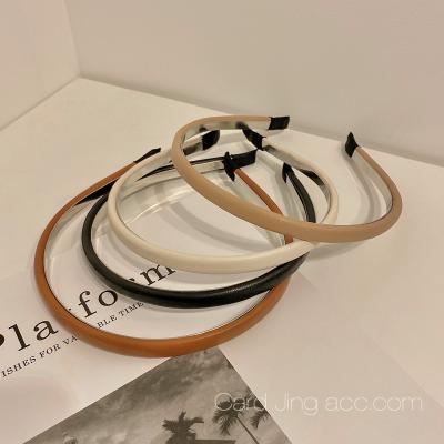 China 2021 Goods Fashionable Thin Edge PU Simplicity Scrunchies Hair Accessories Women Leather Headbands for sale