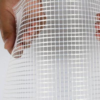 China Water Resistant White C Glass Glass Fiber Screen Fiberglass Mesh Rolls 300N-800N Strength For Wall for sale