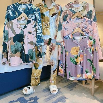 China Autumn Sale 2 Pcs Pajamas Set Women Pajamas Floral Print Cardigan Lapel Long Sleeves Pants Nightgowns QUICK DRY Warm Ladies Nightgowns for sale