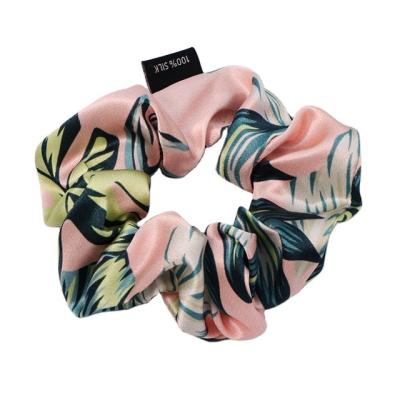 China 100% Silk Scrunchy Large Non-toxic Luxury Hair Ties Girl's Hair Decoration Satin Silk Scrunchy for sale