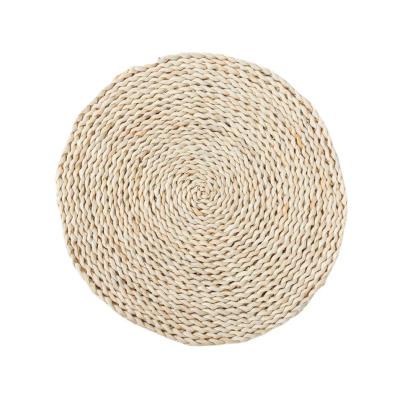 China Stocked Amazon Hot Selling 100% Handmade Cornskin Straw Tableware Mat Tea Cup Mat Eco-friendly Mat for sale