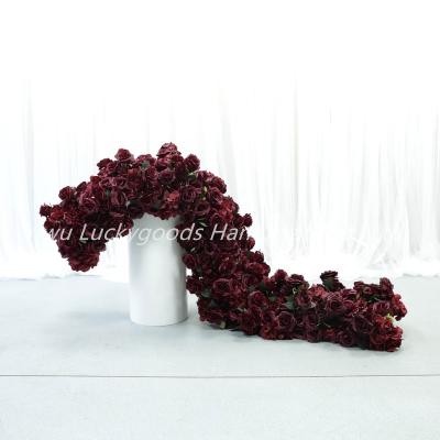 China Wedding LFB1932 Luckygoods Burgundy Backdrop LFB1932 Flower Runner Event Garland Wedding Table Garland Red Flower Runner for sale