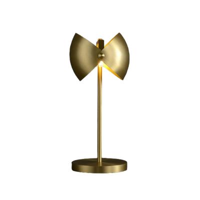 China Hot Selling CE Cafe Modern Decorative Gold Modern Dining Room Light Adjustable Led Table Lamp for sale