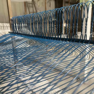 China 18inch Good Quality Clothes Wire Hanger For Dry Cleaner-Blue Te koop