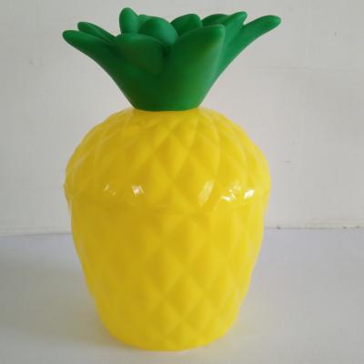 China Country Hawaii Pineapple Shape Plastic Drink Cups With Lid Summer Beach Party Supplies for sale