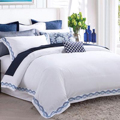 China Factory Wholesale Nondisposable Home Bedding Set Platinum Luxury Embroidered Queen Bedding for sale