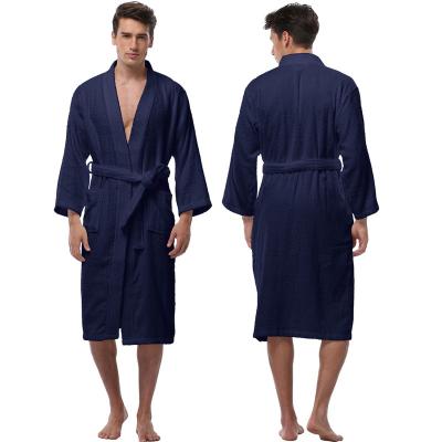 China Cheap Bathrobe Men's Breathable Coral Fleece Bathrobe Printed Flannel Bathrobe for sale