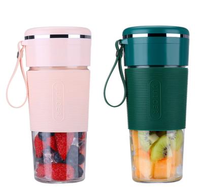 China High Quality Hot Selling 300ML 2021 Double Car Power Ice Crush Juice Mini Home 6 Blades Portable Usb Rechargeable Fruit Juicer Blender for sale