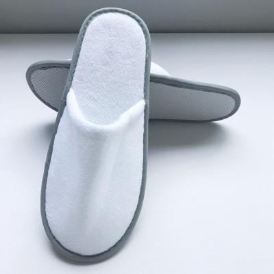 China Hotel Spa Airline Hospital Travel Chinese Manufacturer White Velvet Hotel Slippers For Hotel Spa Travel/Hospital Slippers for sale