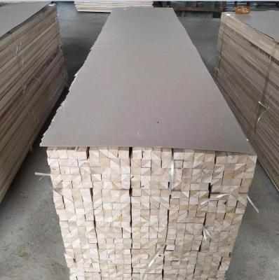 China Contemporary Paulownia Triangle Chamfer Timber Strip for sale