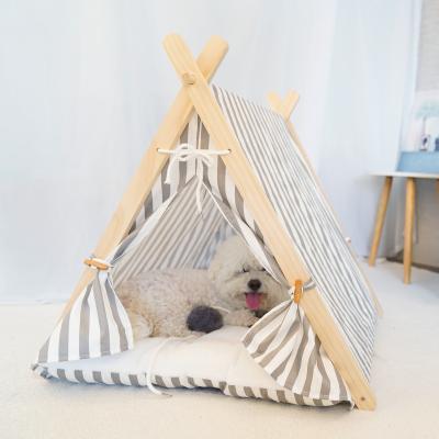 China Breathable Hot Selling Four Corners Build Indoor Pet Tent Dog Cat Bed House Pet Teepee Tent With Thick Cushion for sale