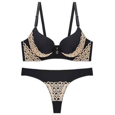 China QUICK DRY High Quality Sexy Lace Lingerie Cutout Design Ladies Bra Set for sale