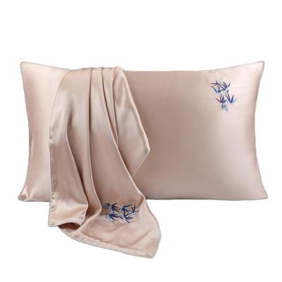 China Wholesale PORTABLE Embroidered Logo Embroidered Silk Pillow Case Mulberry Color Pure Silk Pillowcase for sale