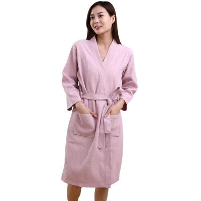 China Viable factory wholesale cotton bathrobes women autumn and winter new products three quarter sleeves cotton thickened hotel bath towels for sale