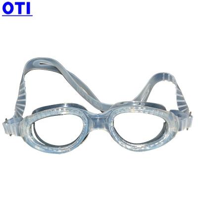 China Experience Unmatched Comfort and Performance with PC LSR Overmolded Diving Goggles for sale