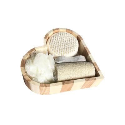 China Heart Shaped Wooden Bath Set Wooden Gift Box Promotional Lovely 3 Pieces for sale