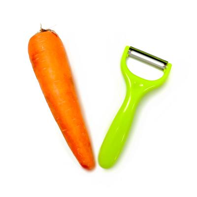 China Sustainable Ultra Sharp Stainless Steel Vegetable Peeler for Potatoes, Fruits and Veggies, Kitchen Promotional Tools for sale