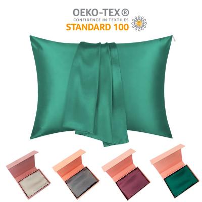 China Wholesale Christmas Gift Anti-Static 19mm/22mm/25mm 100% Mulberry Silk Pillowcase Zipper Style Pure Silk Pillowcase Hidden Standard Sizes for sale