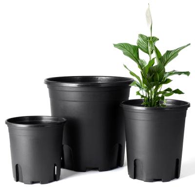 China 1 Gallon Black Flower Pot Minimalist Durable Hard Plastic Plant Pots Large Nursery Pots for sale