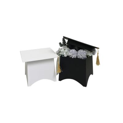 China Recycled Materials Wholesale Doctorial Hat Shaped Box Graduation Flowers Gift Box for sale