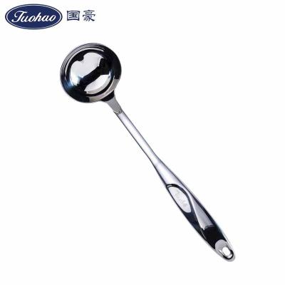 China Viable New Products 18/10 Stainless Steel Oil Ladle Spoon Oil Filter Separator Kitchen Cooking Ladle Soup for sale