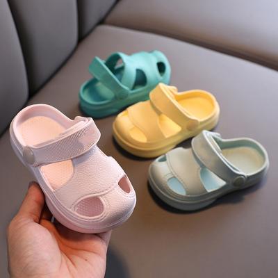 China Hole Flat Beach Eva Summer Superstarer Infant Strap Sandals For Kids Children for sale