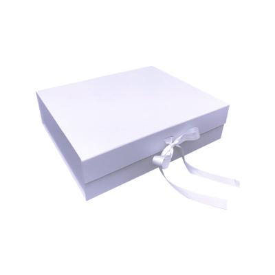 China Recyclable Customized Foldable Cardboard Gift Paper Box Packaging for sale