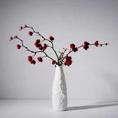 China Minimalist Decorative White Ceramic Vase For Home Decor Vase Porcelain Tall Modern Large Flower Vase for sale