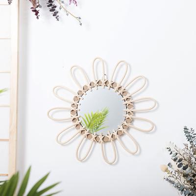 China Modern Wholesale Modern Wall Hanging Mirror Rattan Mirror Room Natural Bamboo Handwork Mirror Wall Decor for sale