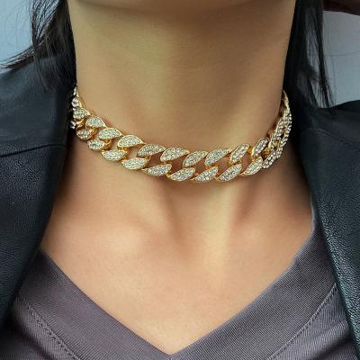 China Hiphop Women's Necklace With Diamond Alloy Buckle Girl Women Jewelry Cuban Link Chain Necklace Hip Hop Jewelry Female Fashion for sale