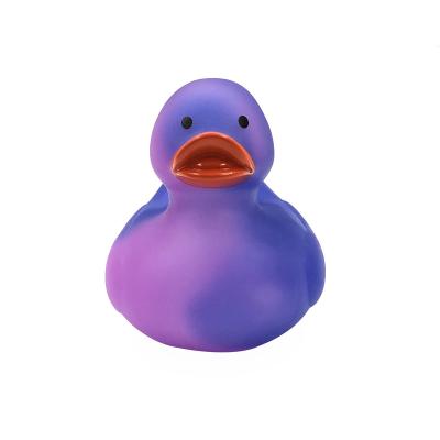 China Bath Duck Toy Eco-friendly PVC 31 Degree Temperature Design Your Own Change Color Bath Duck Vinyl Rubber Floating Duck for sale